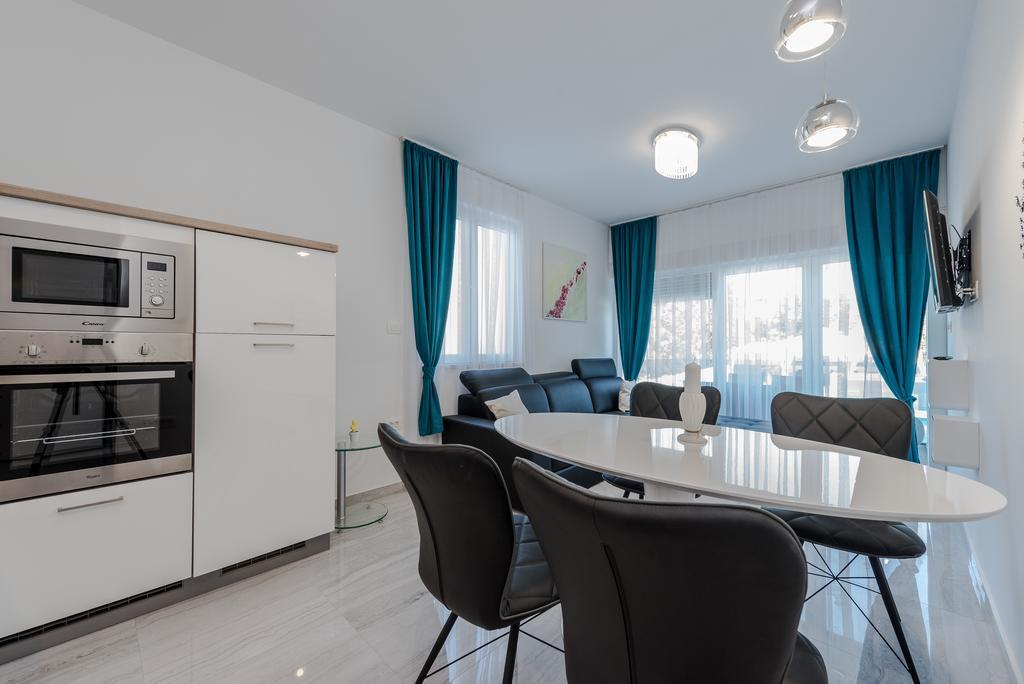 Luxury Apartments Villa Morea Zára Szoba fotó